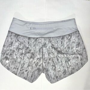 Lululemon Speed Up Mid rise running short